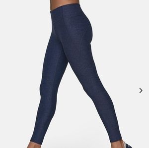Navy Outdoor Voices 7/8 Warm Up Leggings
